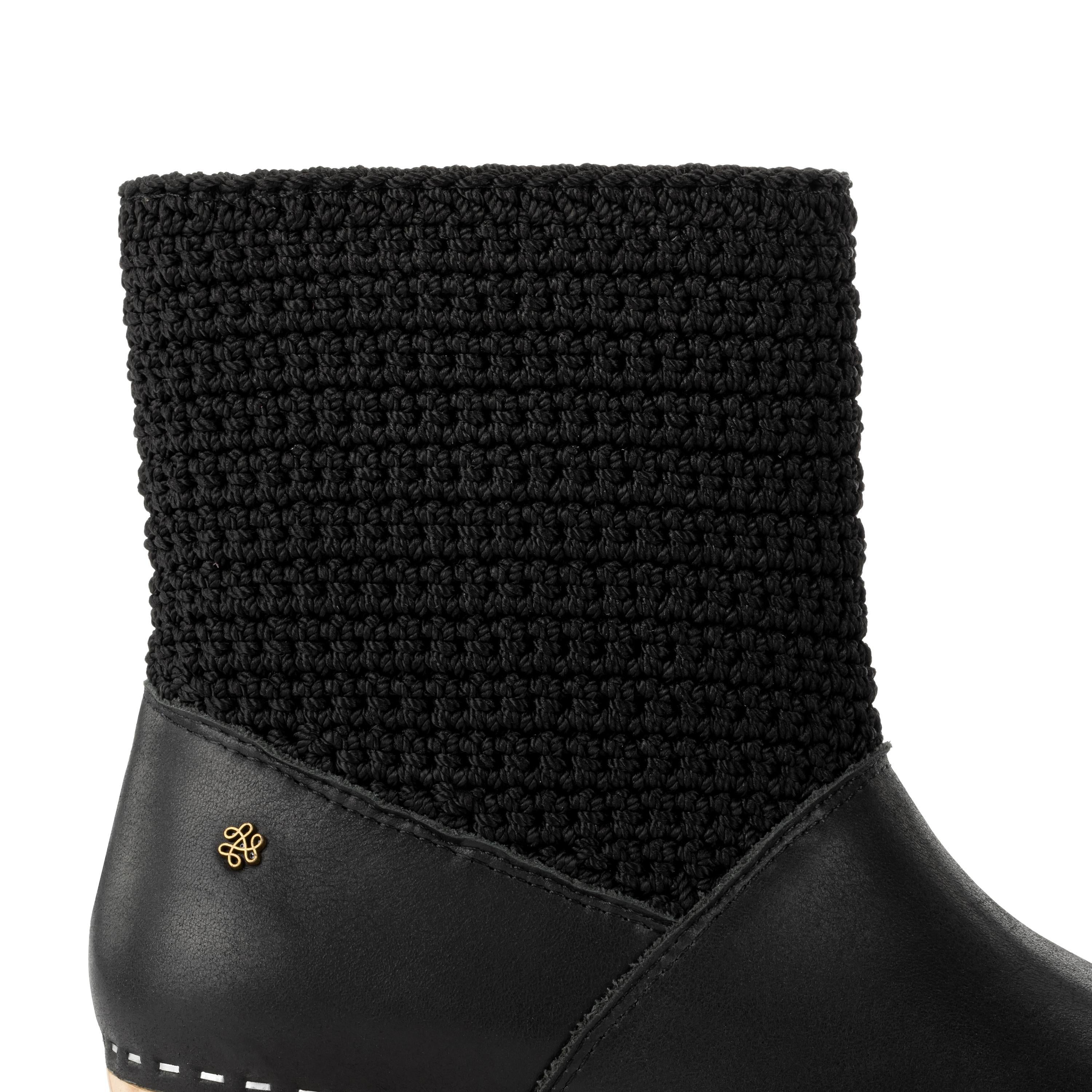 The Sak Paloma Clog Boot - Leather - Black
