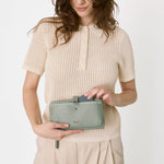 The Sak Iris Smartphone Wallet - Leather - Meadow