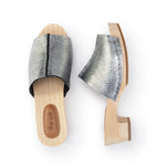 The Sak Ella Clog Sandal - Leather - Dark Silver