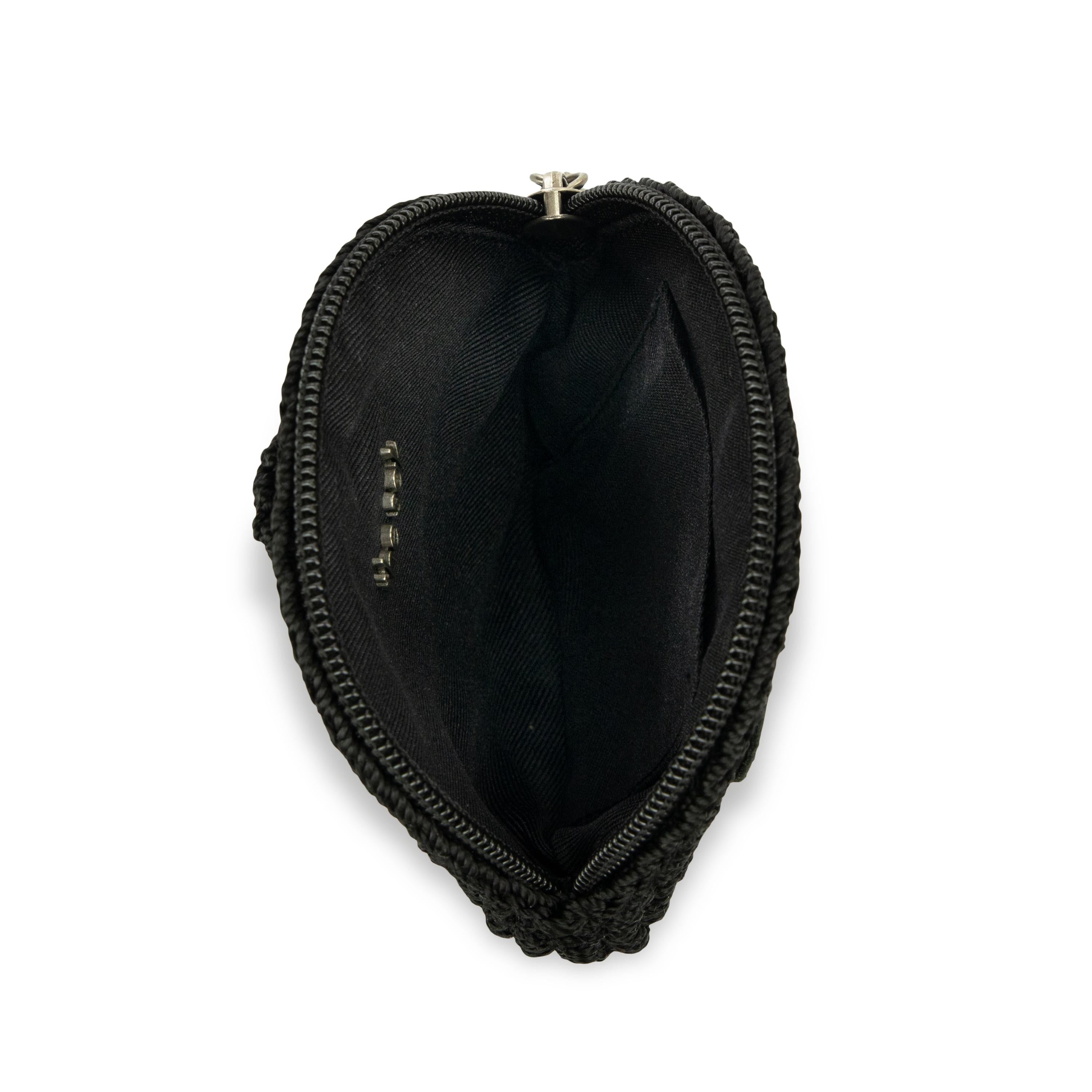 The Sak Circle Coin Pouch - Hand Crochet - Black Silver Heart