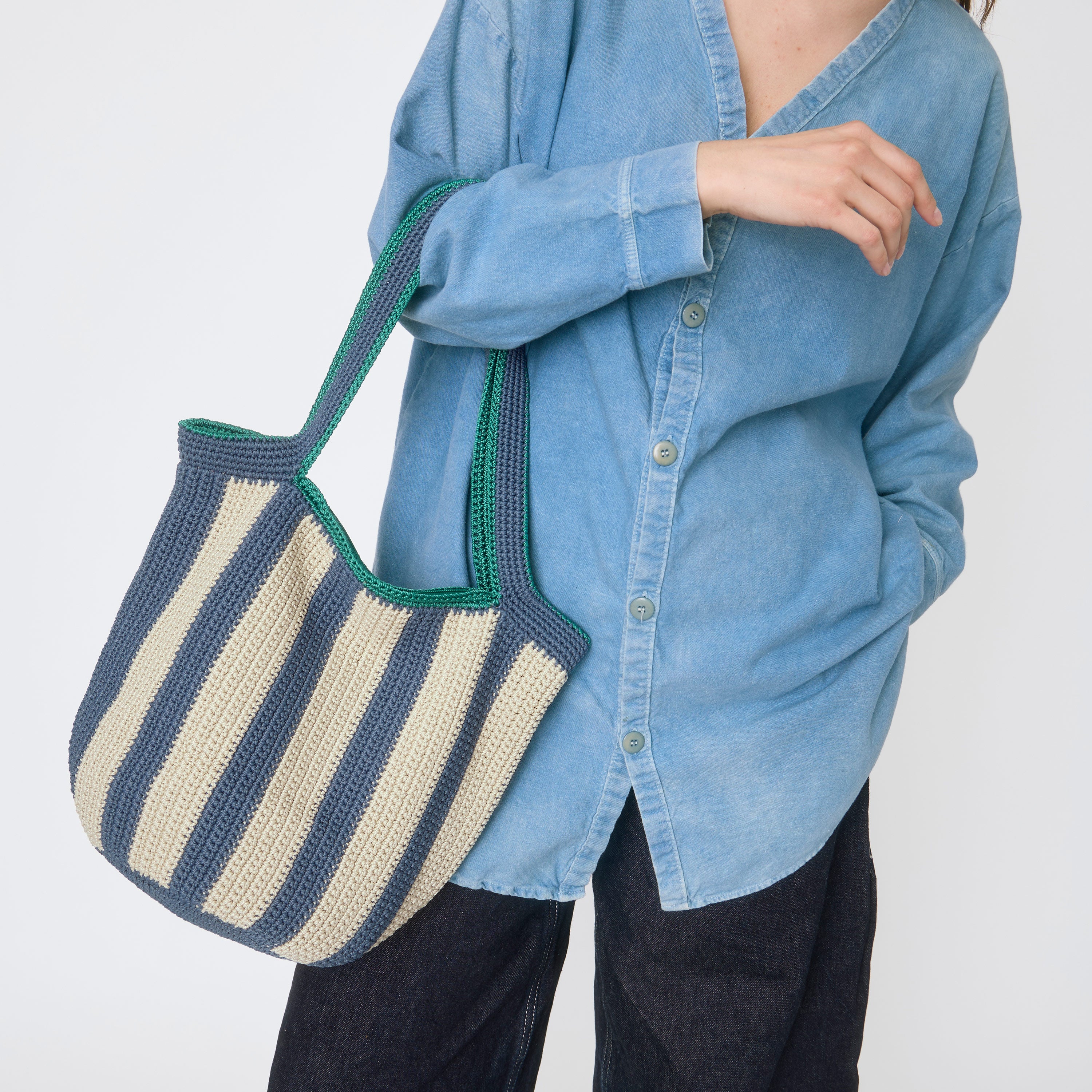 The Sak 120 Hobo - Hand Crochet - Maritime Stripe
