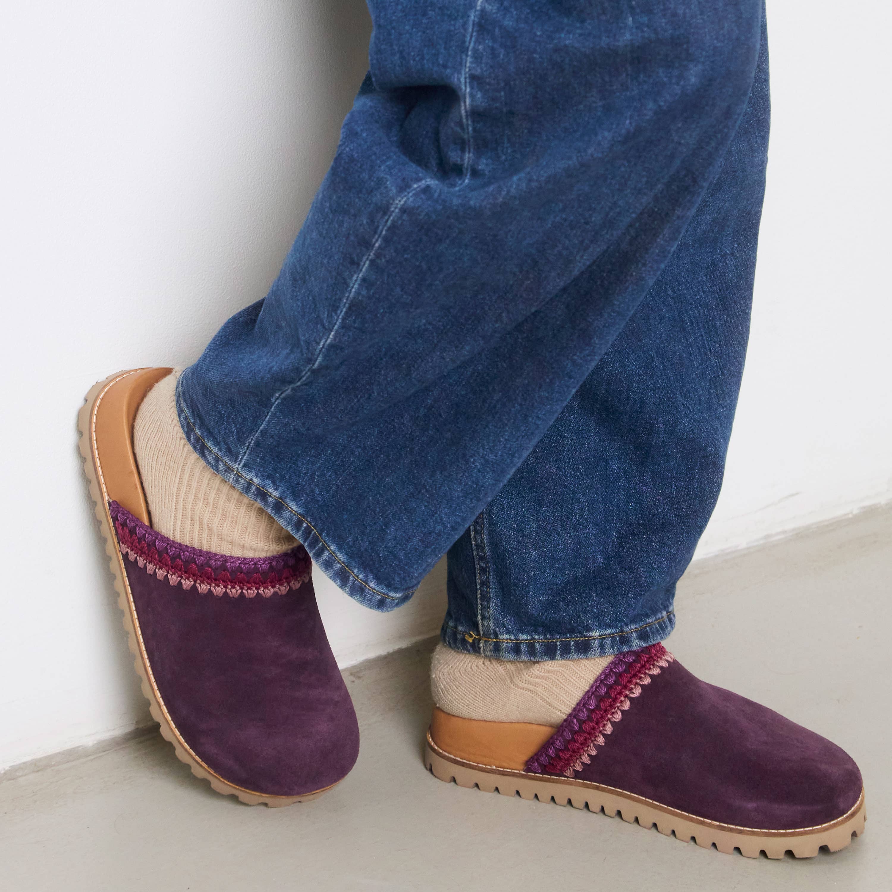 The Sak Bolinas Lug Sole Clog - Leather - Aubergine Seminyak